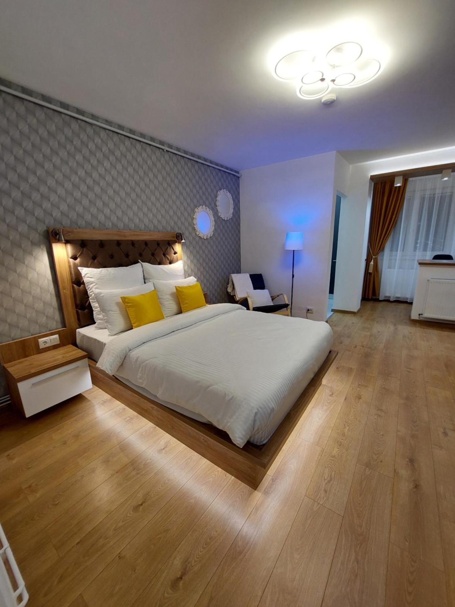 Onyx - Vision Aparthotel Брашов Екстер'єр фото